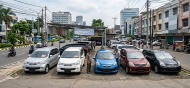 Jual Beli Mobil Bekas