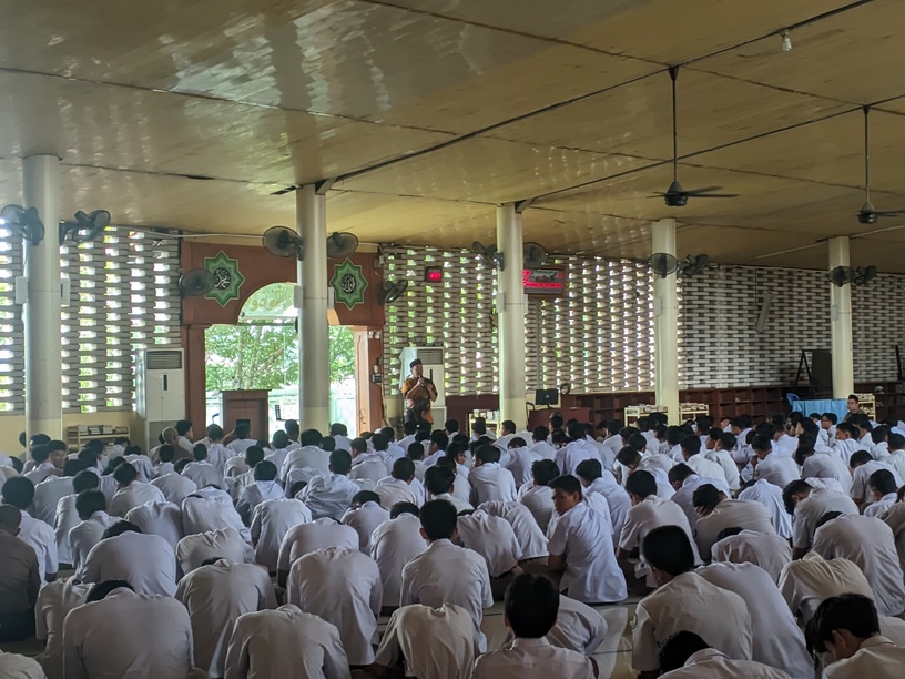 Menumbuhkan Karakter Taqwa Siswa Lewat Amalan Puasa Rajab