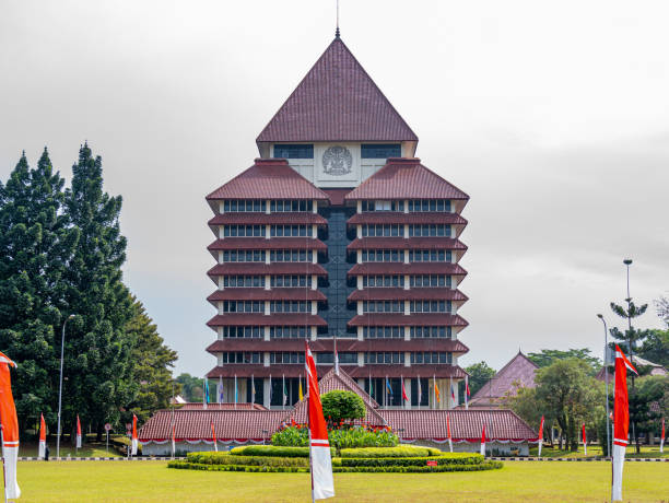 7 Aplikasi Belajar Terbaik untuk Persiapan SIMAK UI
