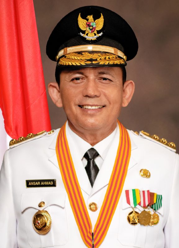 Menggali Lebih Dalam: Profil Politik Gubernur Ansar Ahmad Provinsi Kepulauan Riau dan Peranannya dalam Pembangunan Daerah