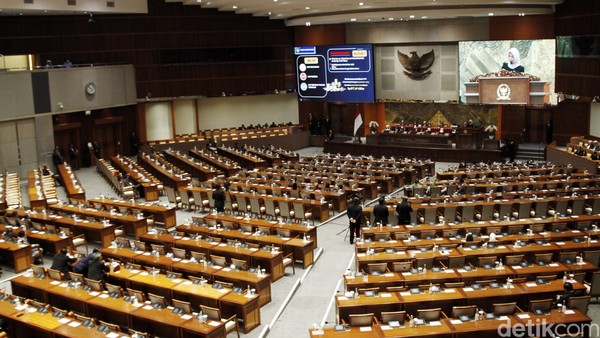 Korupsi Anggota DPR dan Implikasinya Terhadap Kebijakan Publik