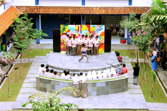 Menjadi "Home Away from Home": Kesejahteraan Siswa di Boarding School Al Masoem Bandung