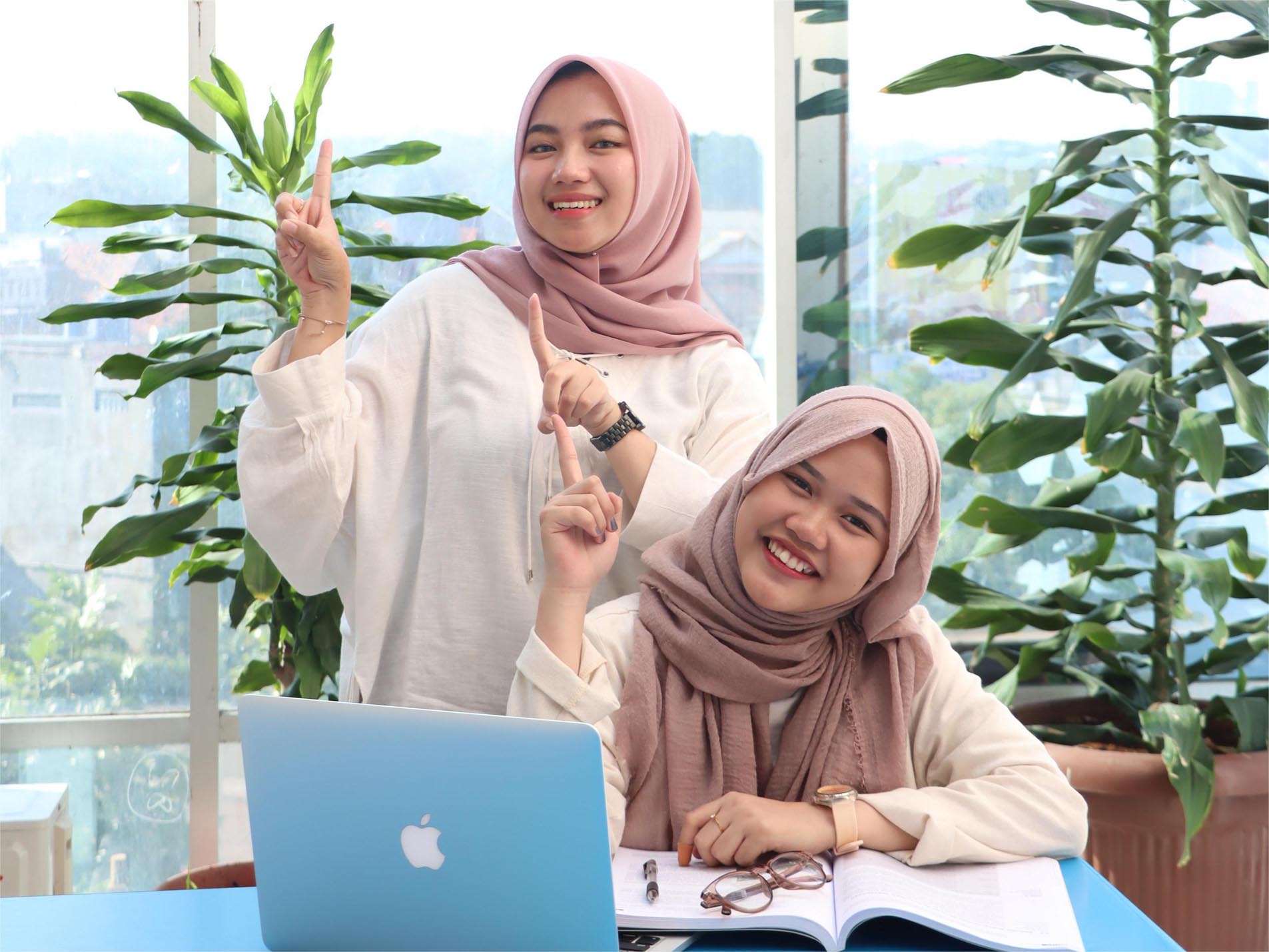 Biaya kuliah manajemen bisnis syariah s1 hanya 5 juta per semester di tempat kuliah di bandung yang bagus