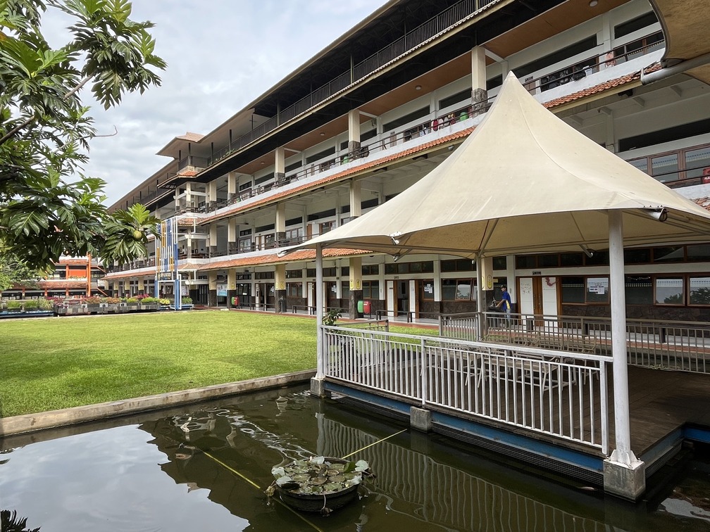 Saya Rindu, Tapi Hati Ini Tenang Karena Tahu Dia Di Tempat yang Benar