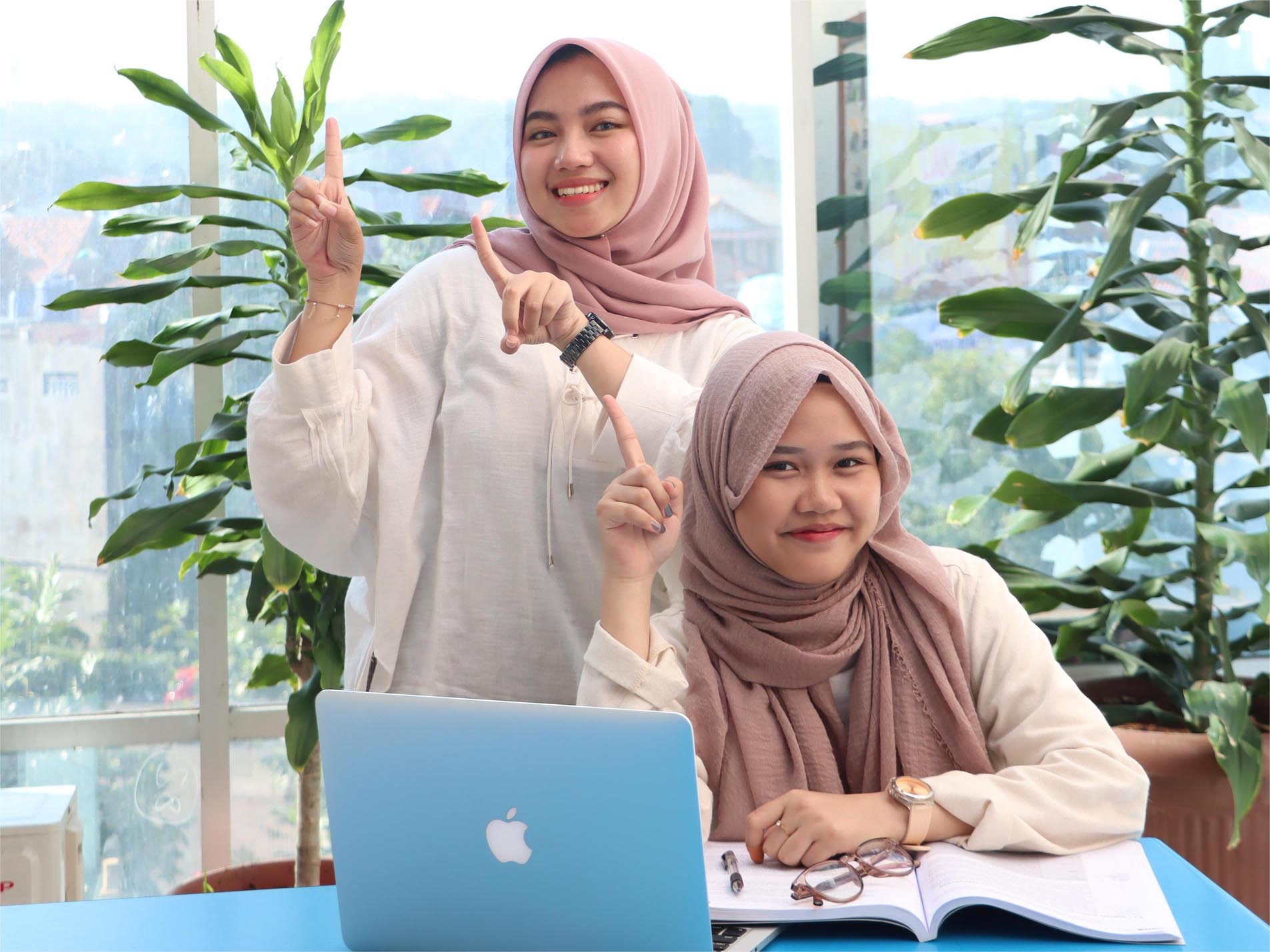 Biaya Kuliah Manajemen Bisnis Syariah S1 Hanya 5 Juta Per Semester Serta Pilihan Kampus Kelas Karyawan